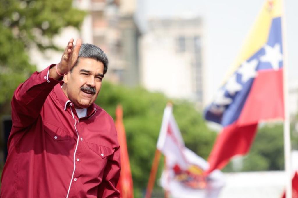 Maduro no descarta presidenciales para este año