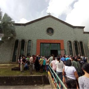 Monaguenses recorrieron los 7 templos durante la semana mayor
