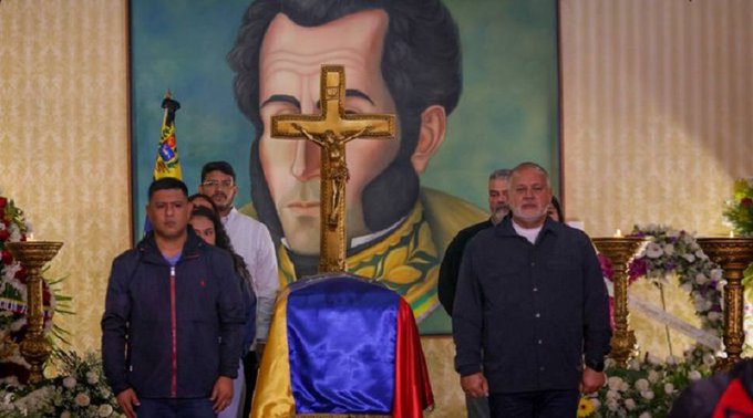 PSUV rindió honores a Tibisay Lucena en Capilla Ardiente