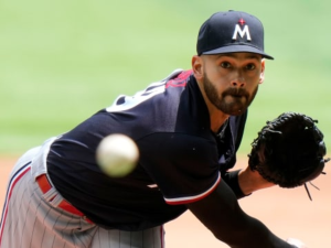 Pablo López extiende su estadía en Minnesota