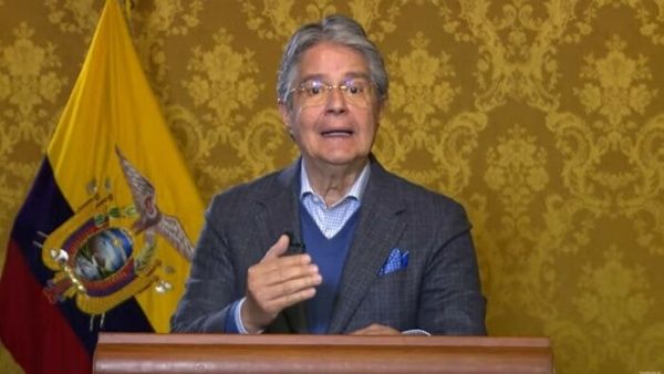 Presidente Guillermo Lasso autorizó tenencia de armas de uso civil