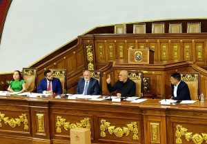 Rodríguez: Destino de bienes adquiridos ilegalmente debe ser el pueblo