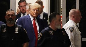 Trump se declara “no culpable” y se concentra en su reelección
