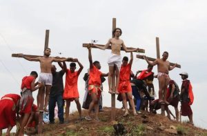 Viacrucis Viviente de Guayabital recorrió cinco kilómetros en Portuguesa