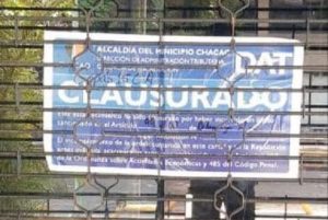 Homofobia, botellazos, robos y discriminación