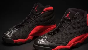 Los zapatos autografiadas por Michael Jordan usadas durante el "Último Baile" se venden por una cantidad millonaria
