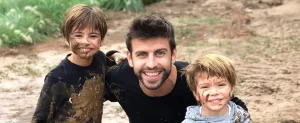¿Pique un buen padre? Video en el Camp Nou demuestra que "los shakiritos" no la pasan bien