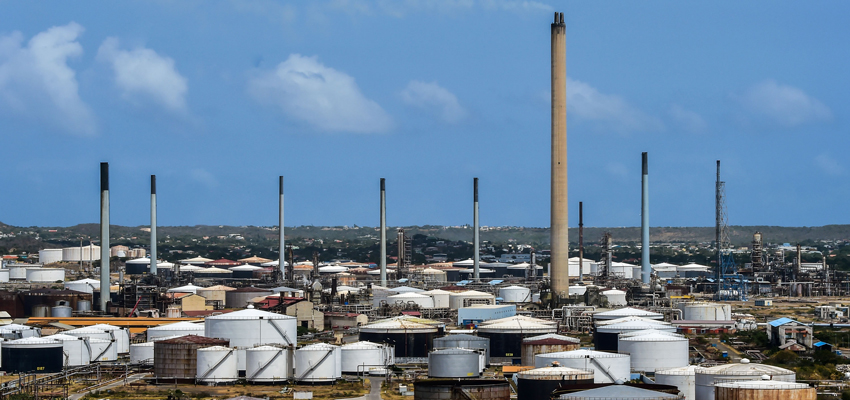 Refinería de Curazao exige a PDVSA pago de deuda millonaria por servicio eléctrico