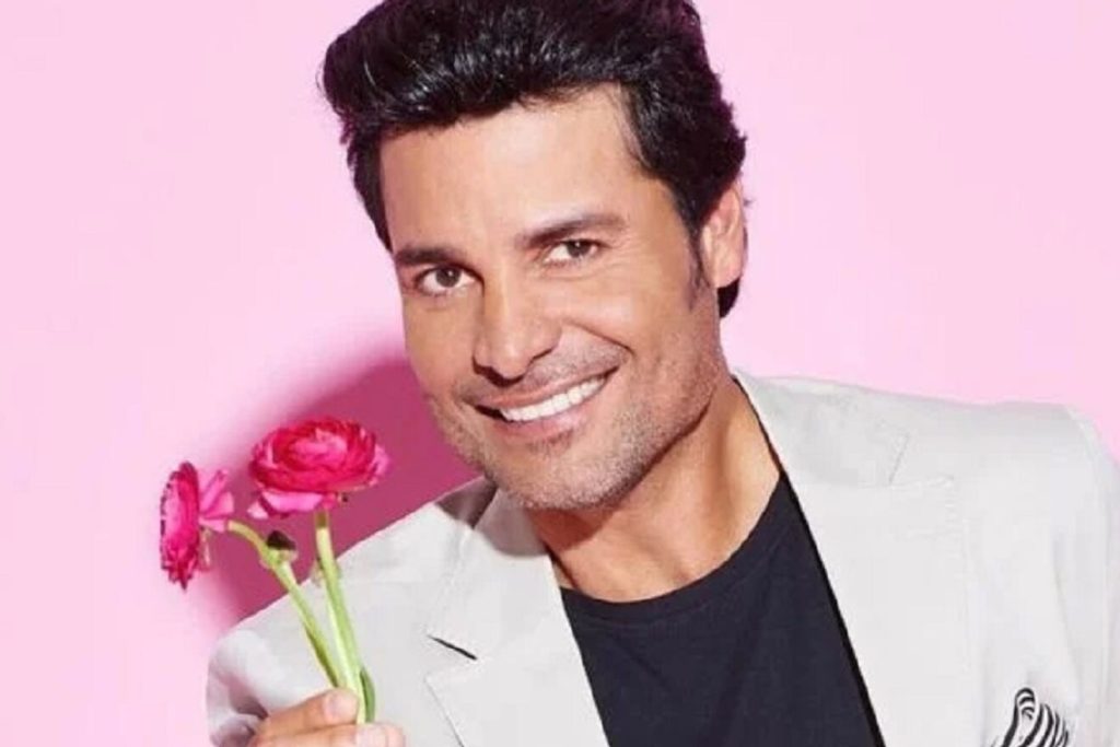 A Chayanne lo capturaron bailando bachata
