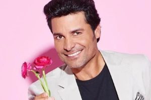 A Chayanne lo capturaron bailando bachata