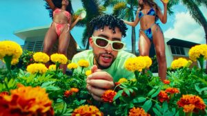 “Me porto bonito” de Bad Bunny es nombrada Canción del año ????????