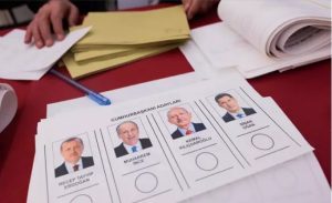 Abren centros para elecciones presidenciales y parlamentarias en Türkiye