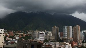 Abundante nubosidad con lluvias prevén en gran parte del país