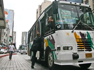 Activan tarjeta para cobro digital de pasajes en transporte masivo
