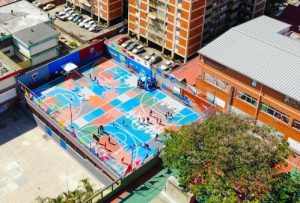 Alcaldía reinauguró la cancha Los Liceos en San José