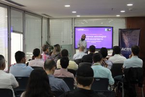 Banco Activo inicia el ABC del financiamiento de la mano de la "Asociación de Jóvenes Empresarios" AJE