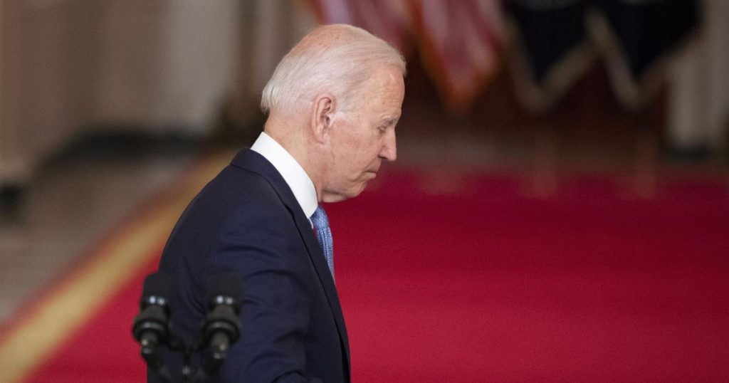 Biden y el G7 amenazan a China y Beijing responde
