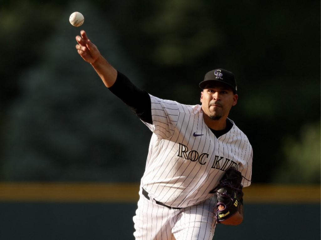 Colorado pierde a Senzatela por dos meses