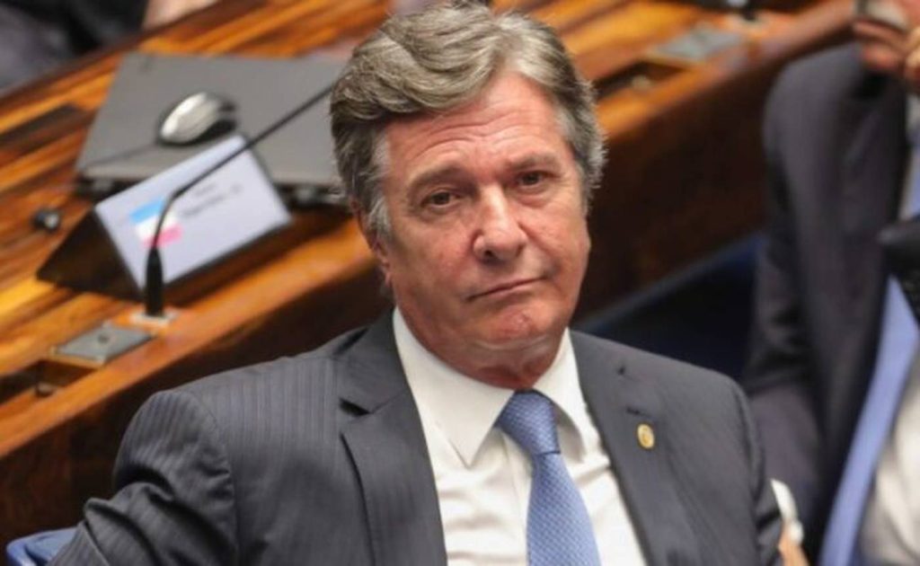 Condenado a prisión por corrupción expresidente de Brasil Collor de Mello