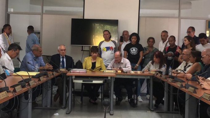 Consejo Universitario de la UCV anunció nueva fecha para comicios serán el 9 de junio