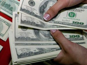 Denuncian que jueza pidió $3 mil por otorgar una medida