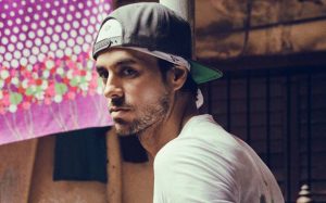 Enrique Iglesias canceló importante concierto por neumonía ❌????