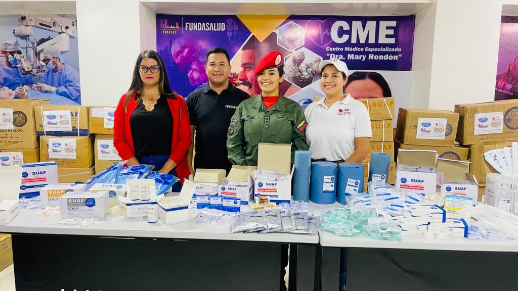 Entregaron más de 20 mil insumos médicos a FundaSalud Caracas