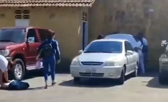 Captaron a cómplices de Ernesto Paraqueima mientras se llevaban documentos de la alcaldía