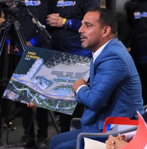 Gobernador de La Guaira presenta proyecto cinta costera Paseo La Marina