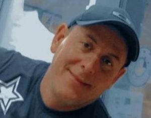 Tarek William Saab solicita orden de captura para Javier Labrador por caerle a patadas a un anciano