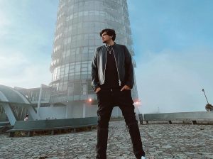 Jonathan Moly echó el cuento de "Hablándole al silencio"