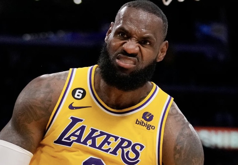 LeBron James asoma su retiro del básquet NBA tras la eliminación de los Lakers