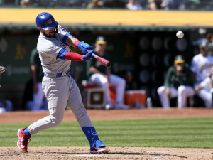 Luis Torrens firmó un acuerdo con Nacionales