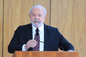 Petro y Lasso confirmaron asistencia a convocatoria de Lula de Silva