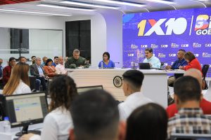 Maduro: A un año del 1X10 hemos removido telarañas del burocratismo