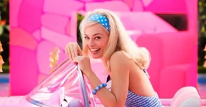 La casa de ensueño de Barbie de Margot Robbie es un sueño infantil hecho realidad en nuevas imágenes