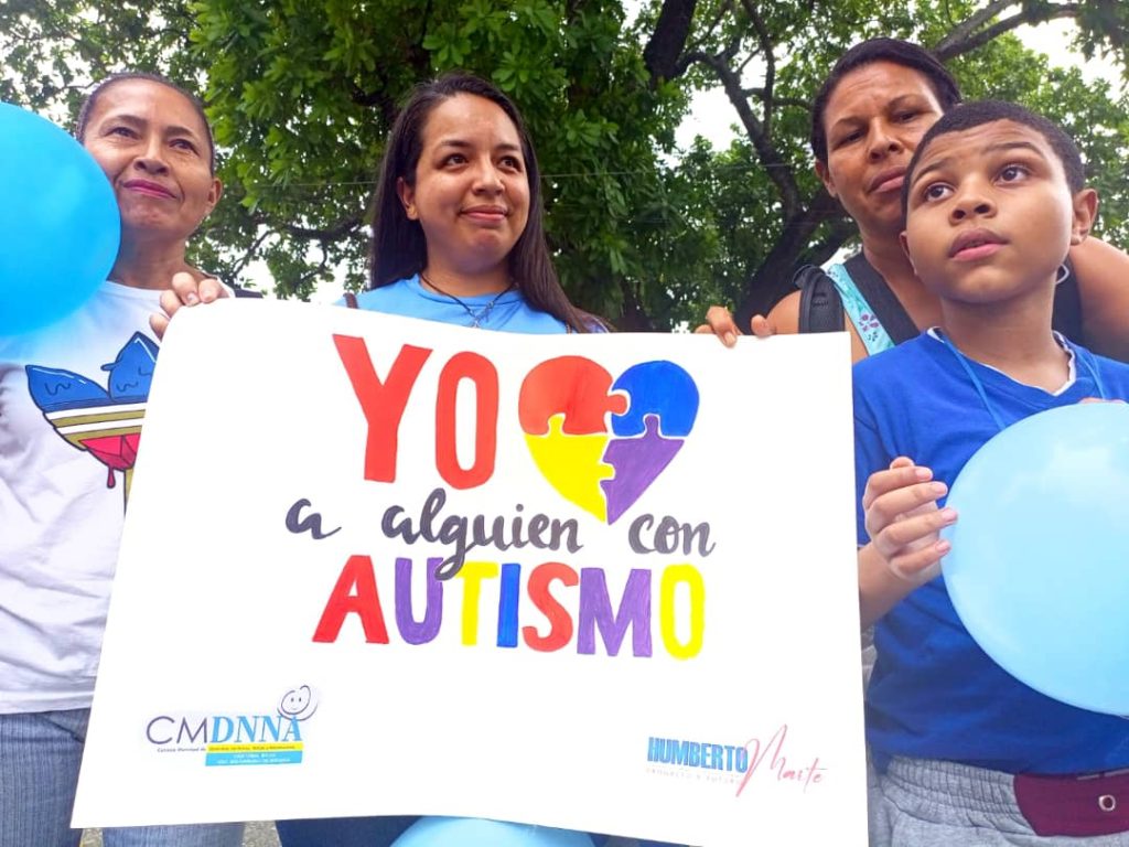 Mirandinos dan respaldo a niños y jóvenes autistas