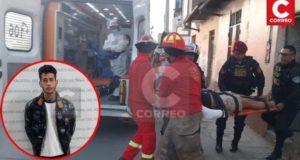 La lanzaron de un tercer piso