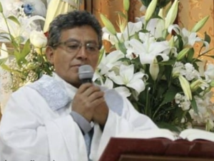 Condenan a cadena perpetua a Sacerdote por abusar de una niña durante 5 años