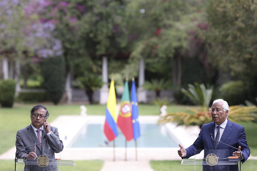 Petro halaga políticas antidrogas de Portugal