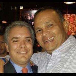 Presidente colombiano colgó foto de Duque junto a un narco