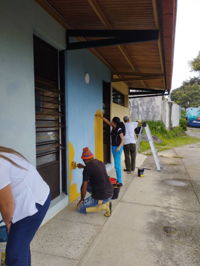 Rehabilitan 35 centros de salud en Mérida