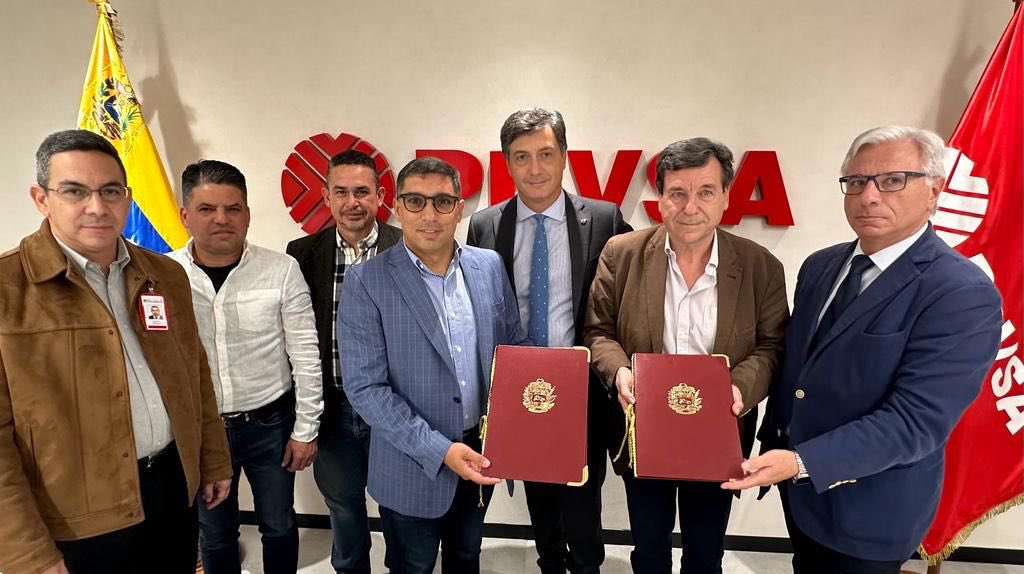 Tellechea firmó permiso con Repsol y ENI para exportar gas natural