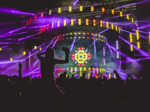 Guía completa para disfrutar al máximo un festival de música electrónica
