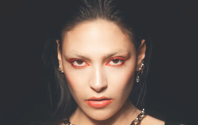 ¡Está de estreno! Carmen DeLeon inicia una nueva etapa musical con "Entre tú y yo"