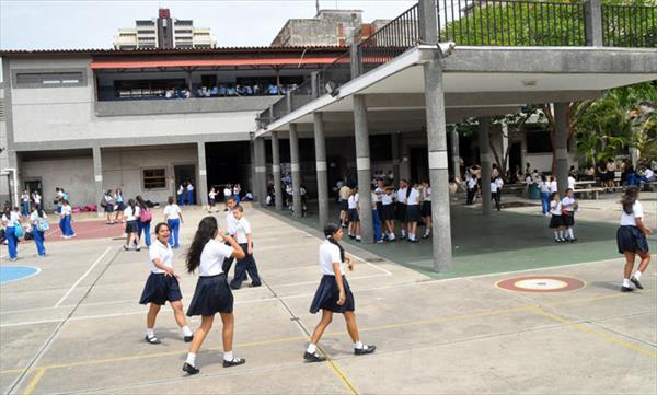 Colegios privados estiman aumentar entre 30% y 40% las mensualidades para el año escolar 2023-2024