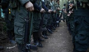Petro suspende tregua con principal disidencia de FARC tras asesinato de menores