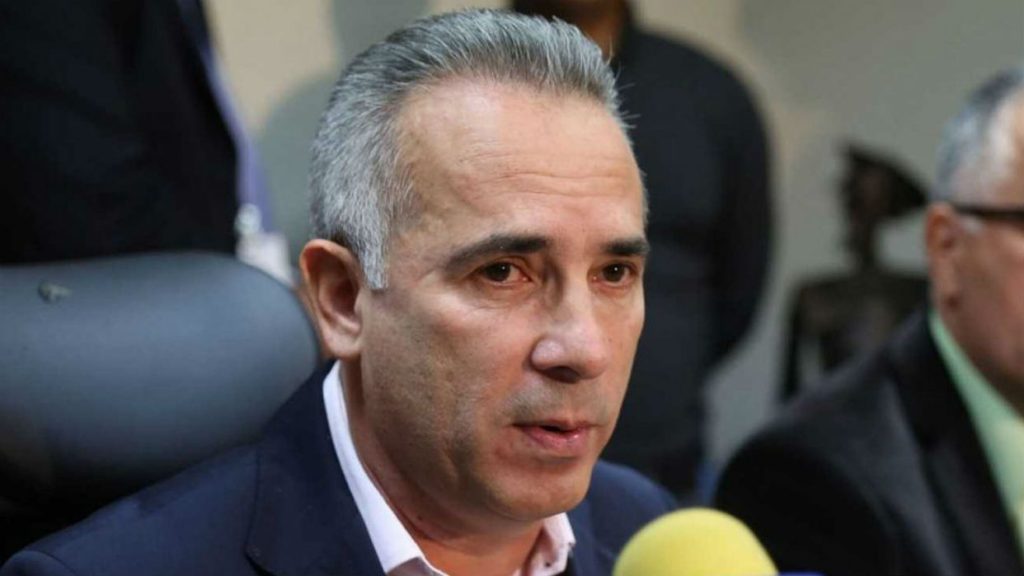 "En Venezuela ha menguado la presencia de grupos irregulares, ese problema tiene origen en Colombia"