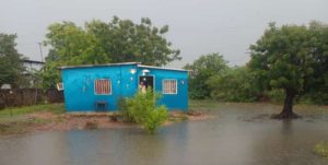 Lluvias causan destrozos en algunas zonas del país (Video)