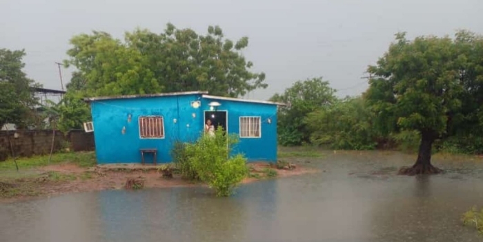 Lluvias causan destrozos en algunas zonas del país (Video)